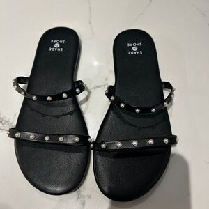 Sand and Shore *New* Size 7 Womens Sandals with Pearl Accents